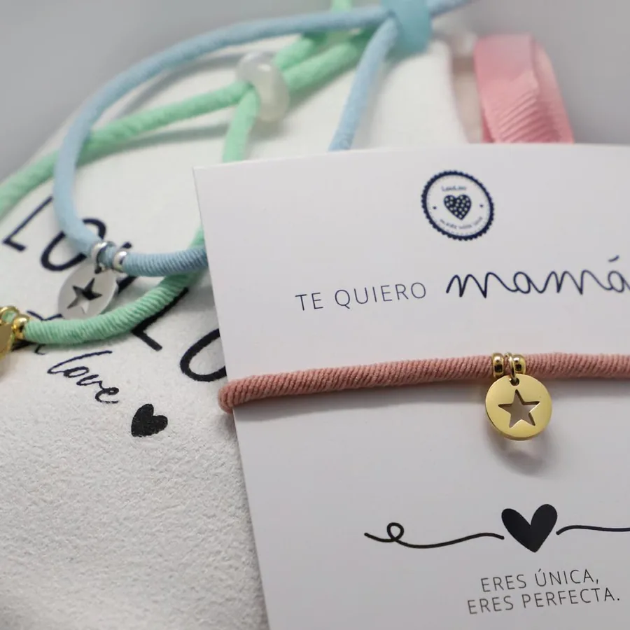 Pulsera Te quiero mamá con estrella sobre su tarjeta