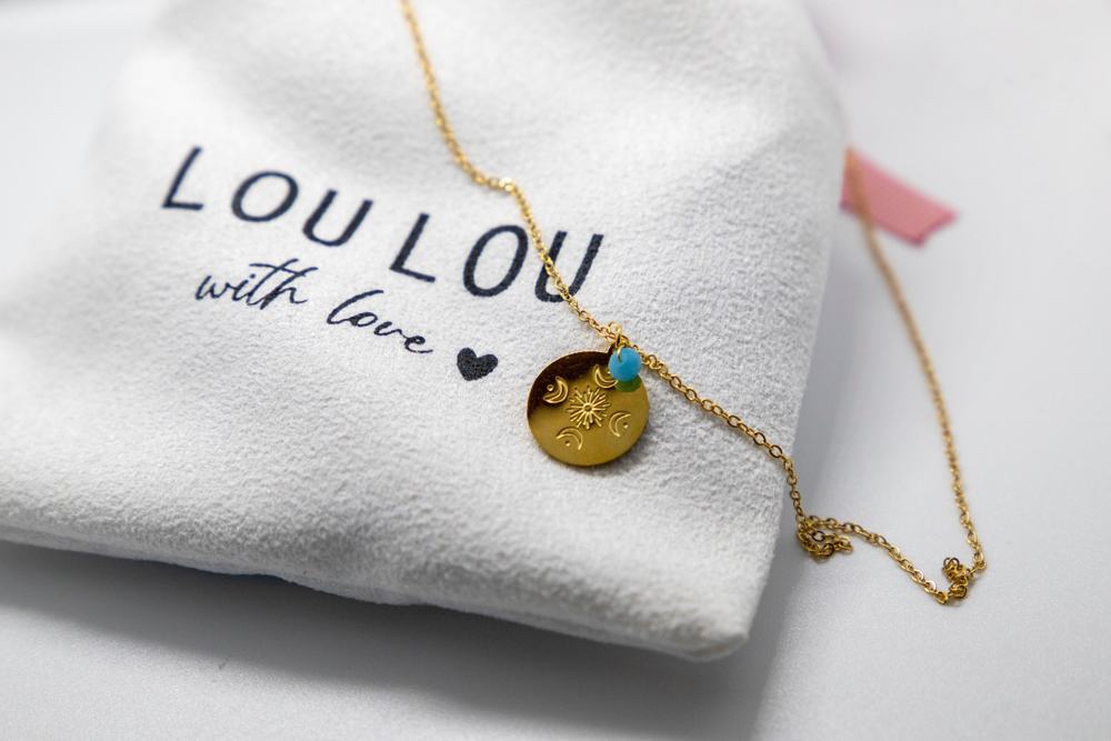 Collar Medalla Sol y Lunas – LouLou