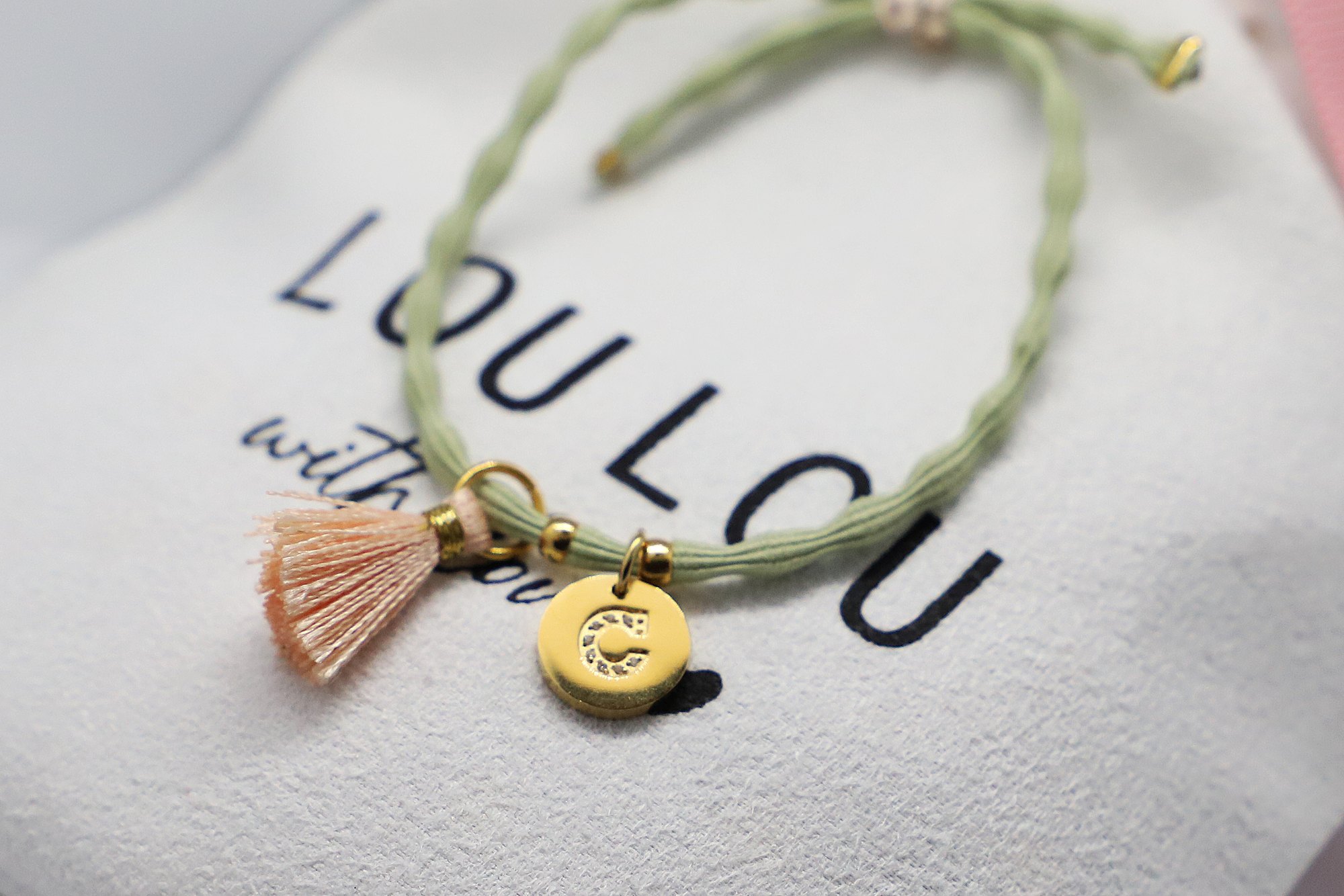 Pulsera Inicial y Borla – LouLou